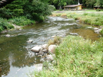 Река Акмяна около деревни Алиёшишкес