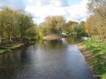 Река Левуо у деревни Пинява