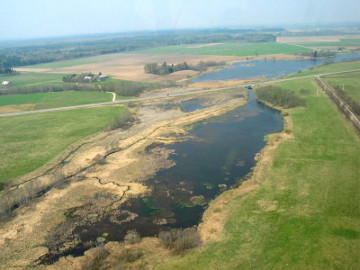 Река Шяркшне у деревни Шяркшненай