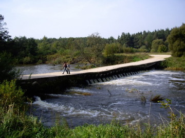 Река Вардува. Мост у деревни Греже